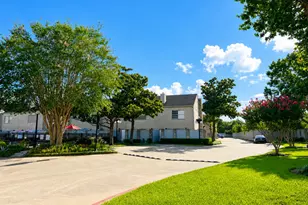 384 Wilcrest Dr, Houston, TX 77042 - Photo 24