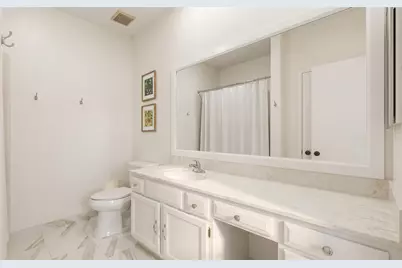 384 Wilcrest Drive #384, Houston, TX 77042 - Photo 16