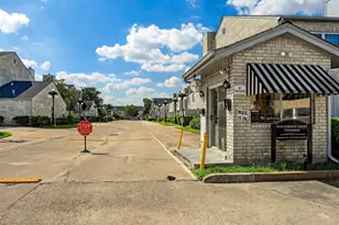 384 Wilcrest Dr, Houston, TX 77042 - Photo 22
