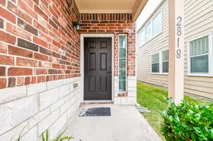 2818 Windy Thicket Ln, Houston, TX 77082 - Photo 4