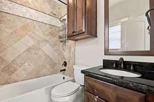 1108 Peveto St, Houston, TX 77019 - Photo 38