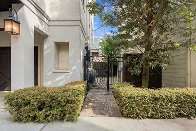1108 Peveto Street #B, Houston, TX 77019 - Photo 8