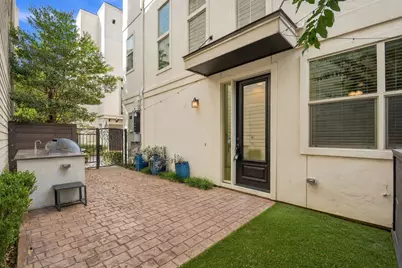 1108 Peveto Street #B, Houston, TX 77019 - Photo 10