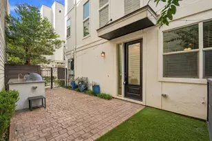 1108 Peveto St, Houston, TX 77019 - Photo 10
