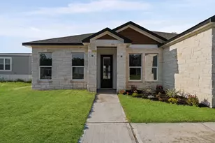 1110 Longleaf Pne St, Huffman, TX 77336 - Photo 2