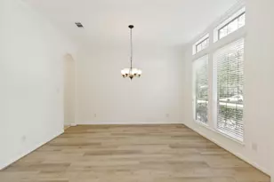 9318 Rainbluff Ln, Katy, TX 77494 - Photo 6