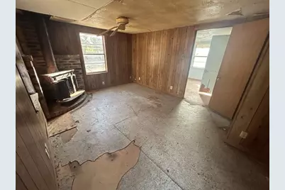 710 E Walnut Street, Nocona, TX 76255 - Photo 2