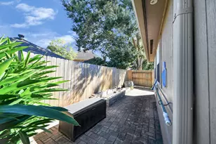 2313 Prestwick Dr, League City, TX 77573 - Photo 36