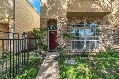 9006 Lakes At 610 Drive, Houston, TX 77054 - Photo 2