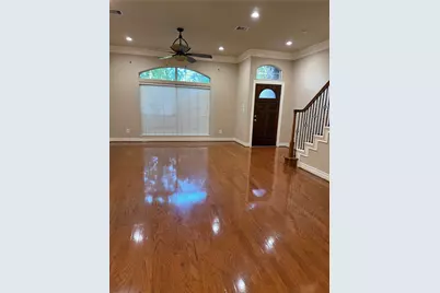 9006 Lakes At 610 Drive, Houston, TX 77054 - Photo 4