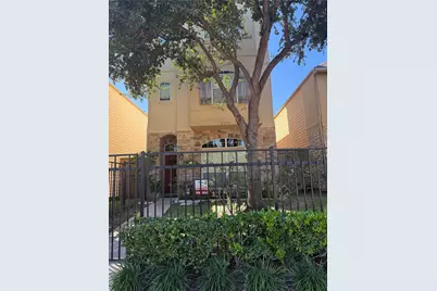 9006 Lakes At 610 Drive, Houston, TX 77054 - Photo 2