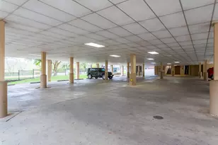 401 W Lincoln St, New Braunfels, TX 78130 - Photo 24