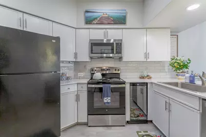 401 W Lincoln Street #A303, New Braunfels, TX 78130 - Photo 10