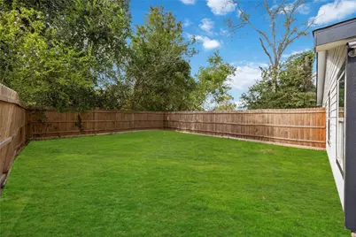 8617 Clarington Street, Houston, TX 77016 - Photo 24