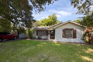 73 Burbank St, Houston, TX 77076 - Photo 1