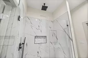 5300 Hemlock Dr, Baytown, TX 77521 - Photo 28