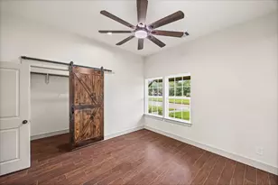 5300 Hemlock Dr, Baytown, TX 77521 - Photo 24