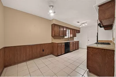 1001 N Shepherd Drive, Baytown, TX 77520 - Photo 20
