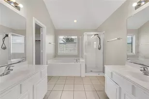5010 Blanco Dr, Pearland, TX 77584 - Photo 12