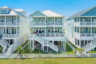 3827 Seabreeze Ln, Galveston, TX 77554 - Photo 2