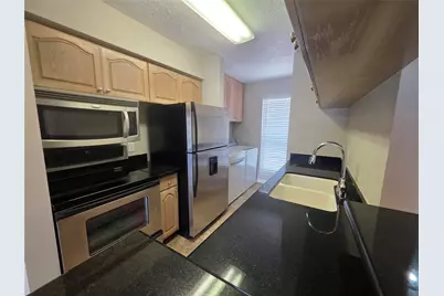 311 Yacht Club Lane #311, El Lago, TX 77586 - Photo 4