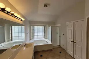 17403 Canyon Knoll Dr, Houston, TX 77095 - Photo 18