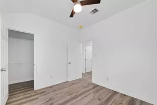 7725 Hoffman St, Houston, TX 77016 - Photo 18
