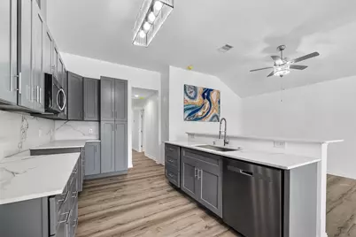 7725 Hoffman Street #B, Houston, TX 77016 - Photo 10