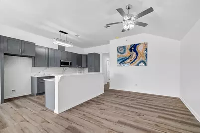7725 Hoffman Street #B, Houston, TX 77016 - Photo 8