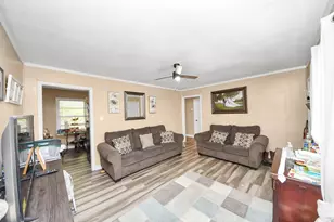 11025 Muscatine St, Houston, TX 77029 - Photo 18