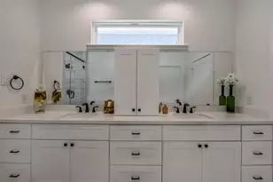 1228 Mcneil St, Houston, TX 77009 - Photo 16