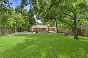 211 S Iowa Ave, League City, TX 77573 - Photo 34