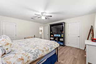 211 S Iowa Ave, League City, TX 77573 - Photo 22