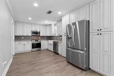 510 Brandywyne Drive, Friendswood, TX 77546 - Photo 6
