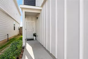 3935 Deledda Dr, Katy, TX 77493 - Photo 2