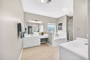 27011 Rockwood Park Ln, Cypress, TX 77433 - Photo 18