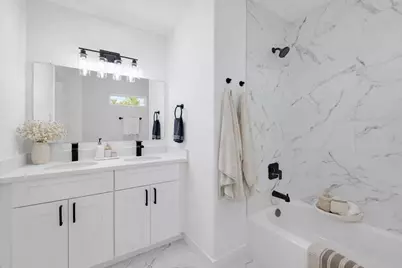 8021 Birmingham Street #A/B, Houston, TX 77028 - Photo 6