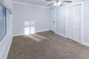 1425 15th St, Huntsville, TX 77340 - Photo 14