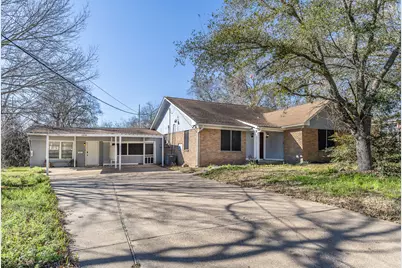 1425 15th Street, Huntsville, TX 77340 - Photo 1