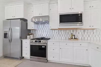 6207 Twisted Knoll Court, Magnolia, TX 77354 - Photo 10