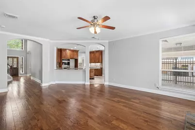 3909 Conroe Lake Court, Pearland, TX 77581 - Photo 10