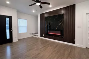 8141 Jeffery St, Houston, TX 77028 - Photo 2