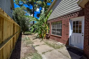 7715 Woodlett Ct, Houston, TX 77095 - Photo 2