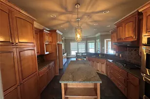 6305 Meadow Mist St, Orange, TX 77632 - Photo 8