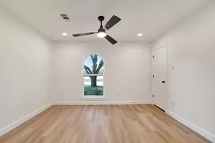 1211 Mere Dr, Pinehurst, TX 77362 - Photo 36