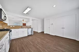 435 Silky Leaf Dr, Houston, TX 77073 - Photo 8