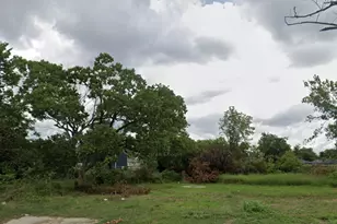 5931 Collingsworth St, Houston, TX 77026 - Photo 1