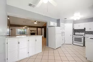 11418 Hendon Ln, Houston, TX 77072 - Photo 16