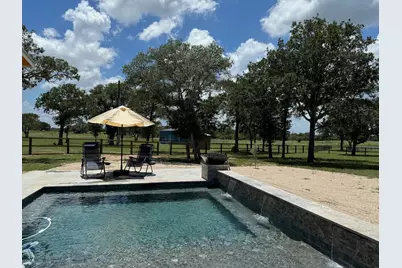 10080 Fm 682, Yoakum, TX 77995 - Photo 16