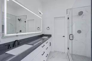 3728 Noah St, Houston, TX 77021 - Photo 12